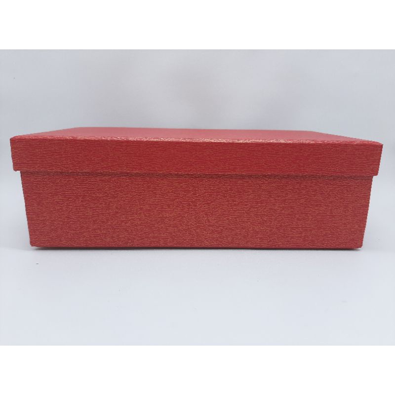 

HARDBOX CAKE/ KOTAK KUE