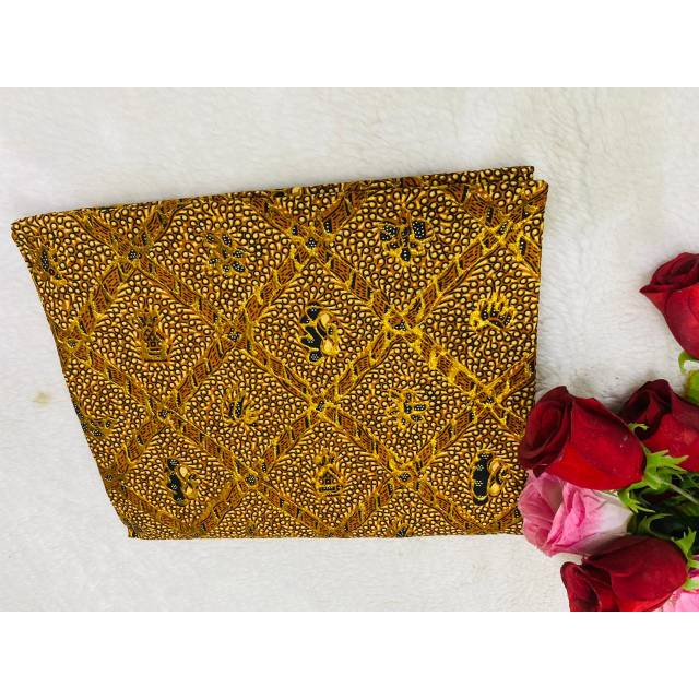 Jarik Prada Tulis Sidomukti Coklat Khas Yogja Elegan dan Cantik