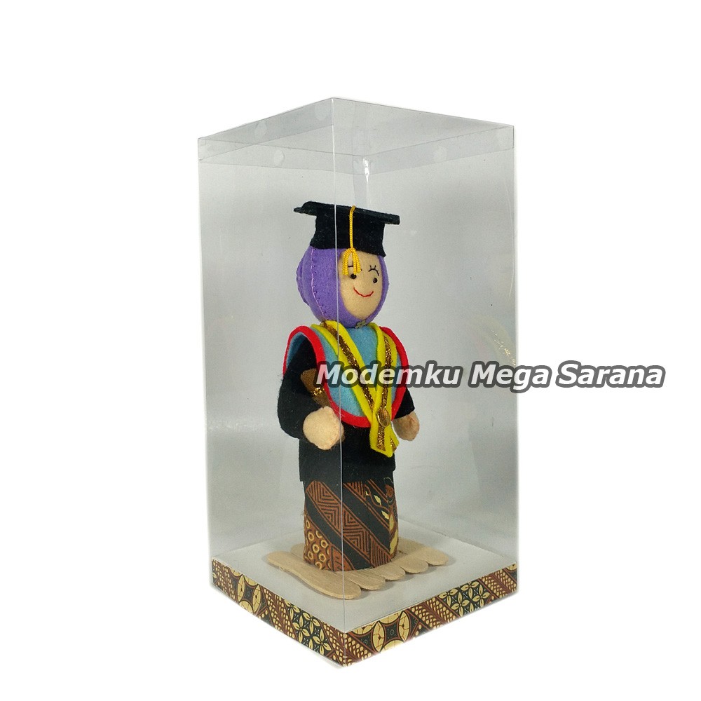 Boneka Wisuda Perempuan Jilbab FTM04 - 24x12x12 cm