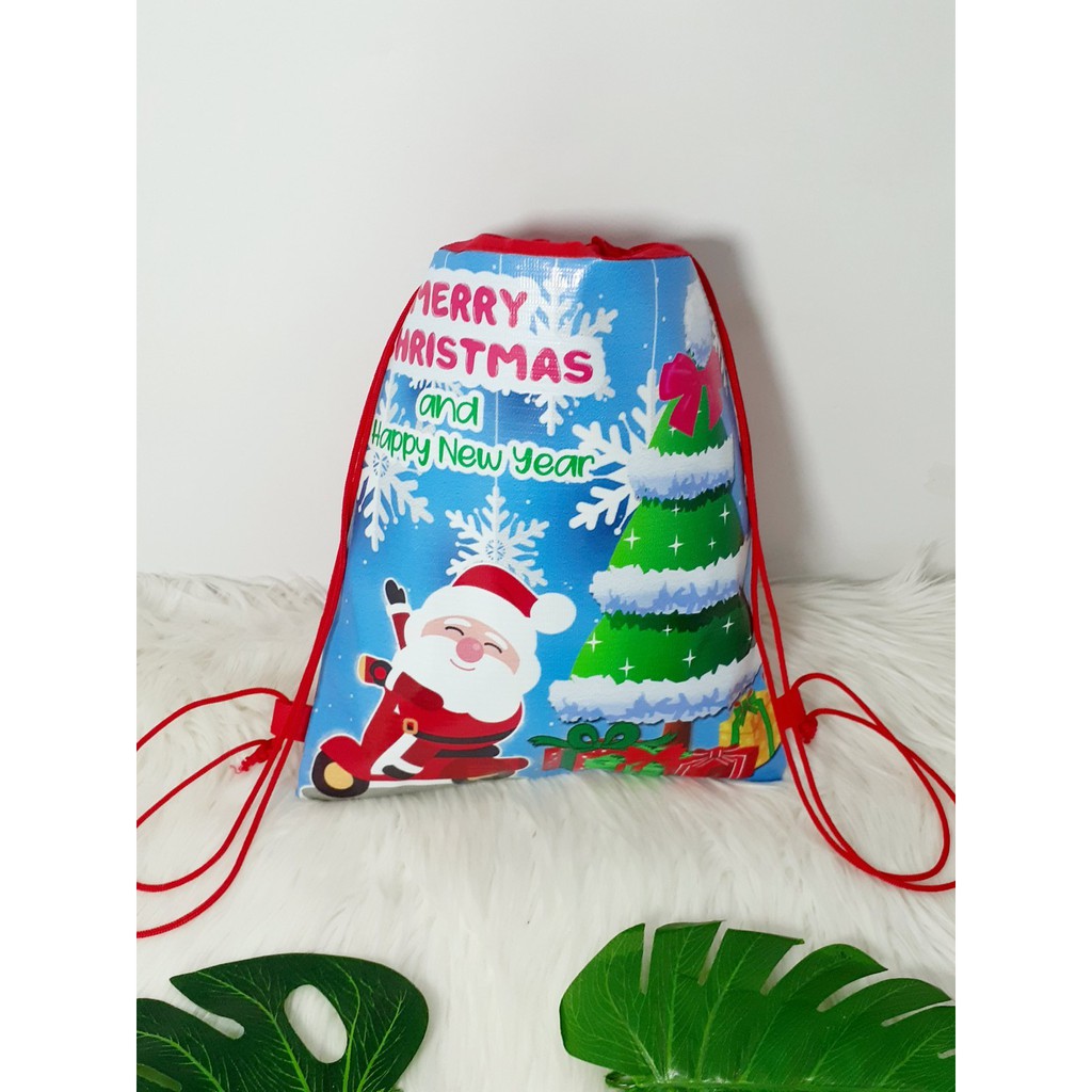 

Termurah Tas Souvenir Natal Serut Gendong Ready