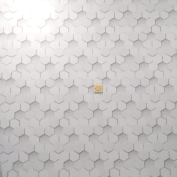 Wallpaper Sticker Dinding Motif Eksagonal Ukuran Panjang 10Meter x Lebar 45CM