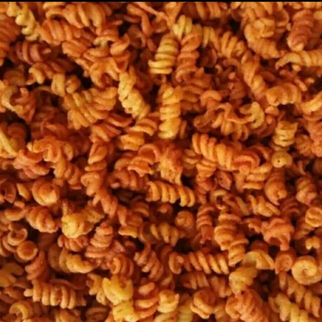 

makroni spiral pedas