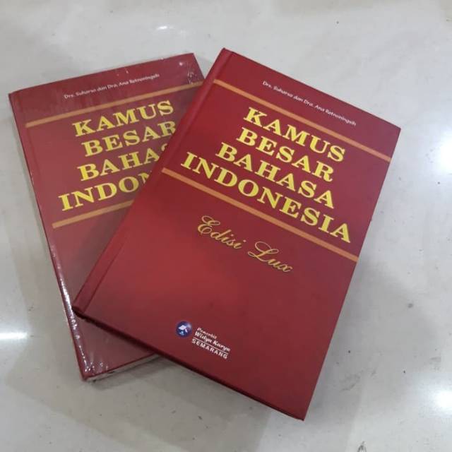 KBBI Kamus Besar Bahasa Indonesia Edisi Lux - Widya Karya Semarang