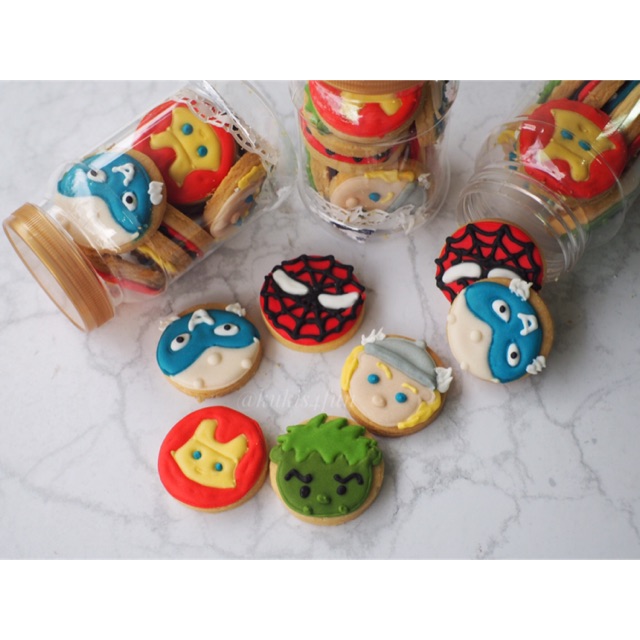 

Avenger bitesize cookies