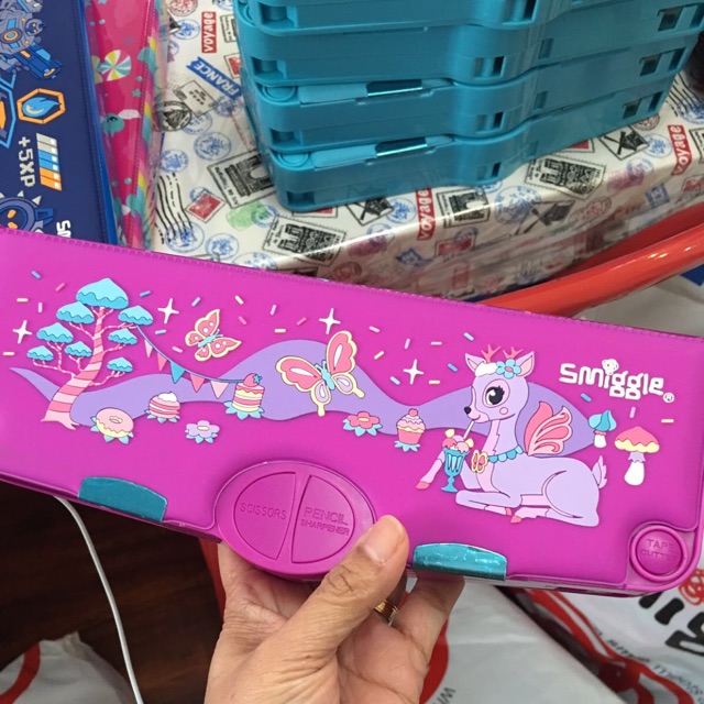 

Smiggle Pencil Case