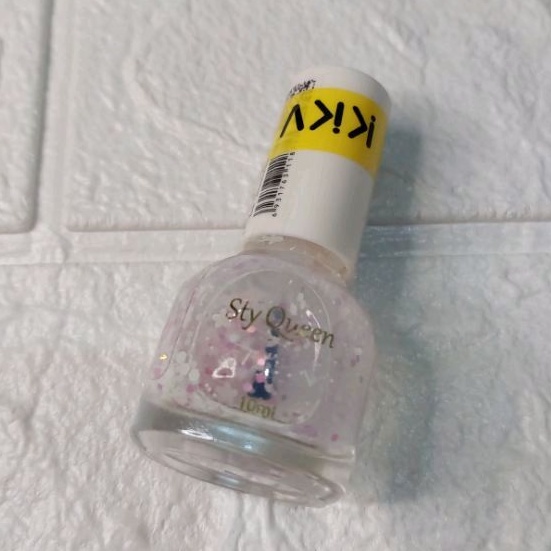 [Preloved] Kuteks/Nail Polish Water Based-KKV Glitter StyQueen