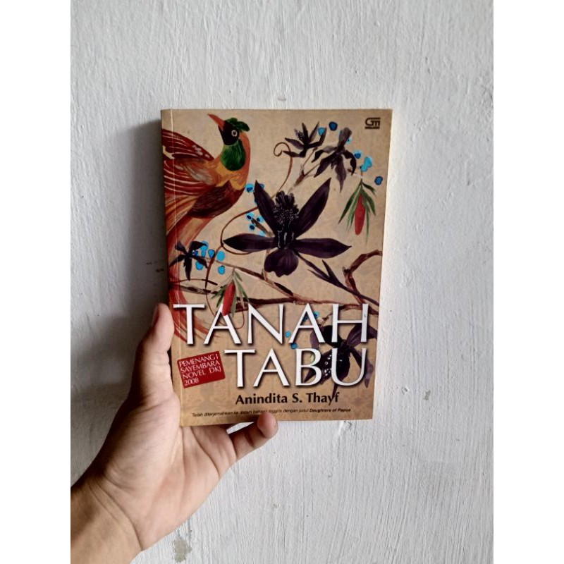 TANAH TABU - ANINDITA S. THAYF