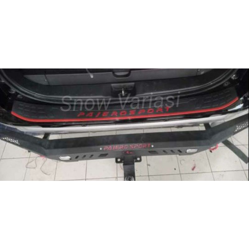 Sillplate Belakang All New Pajero 2016 2021 2022 Hitam List Merah