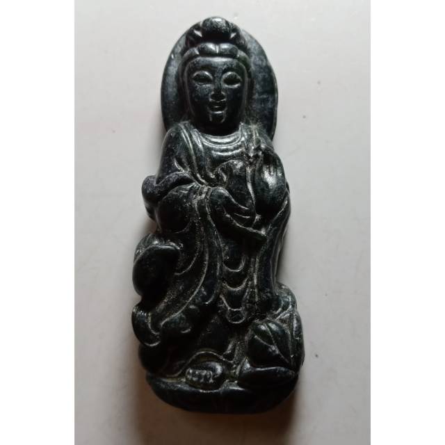 Kalung Giok manik dewi kwan im