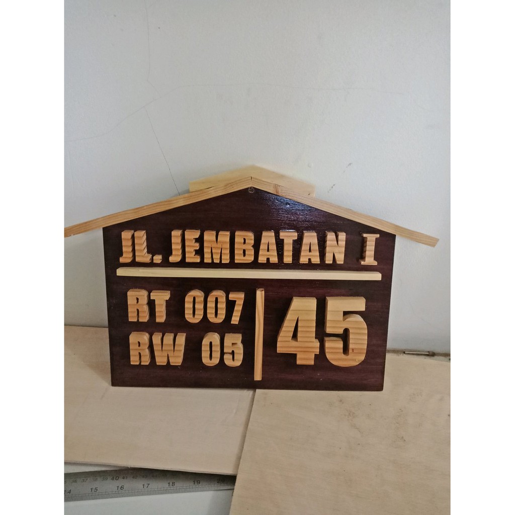 Jual nomor rumah alamat lengkap kayu pinus Berkualitas