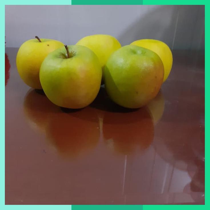 

Harga 1Kg Buah Apel Hijau Granny Smith Sehat Harga