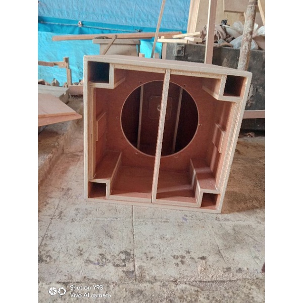 Box Speaker PLANAR 18 INCH