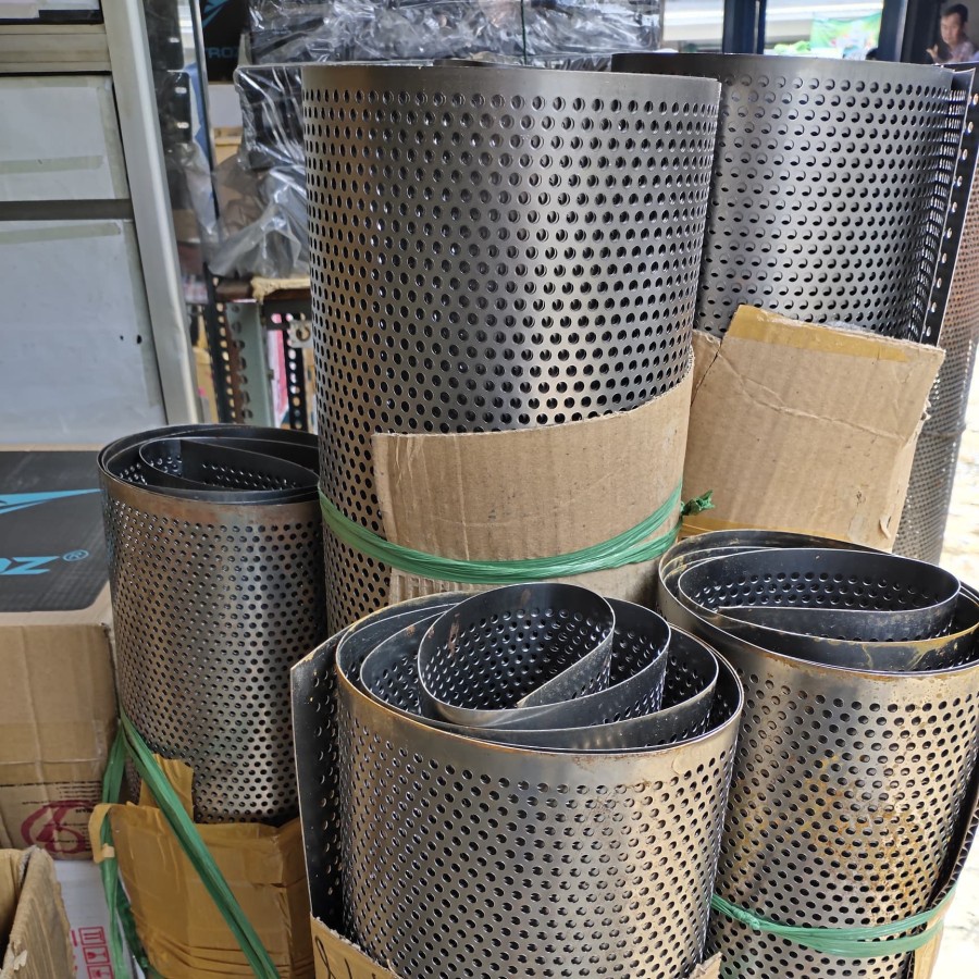 Plat Besi Grill box speaker 1x2 meter (100 x 200 CM) Lubang Bulat