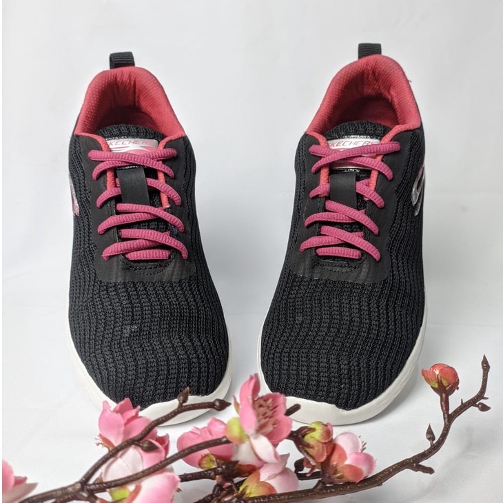 Sepatu Slip on Wanita Flyknit Import Sneaker Korea Sepatu Wanita Go Elite Slop Wanita Model Korea Sepatu