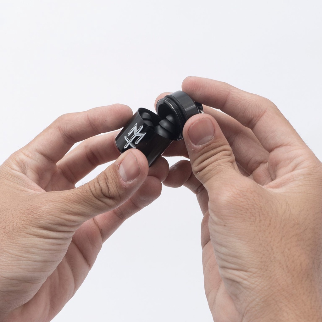 Maternal Disaster MD PLUG / Gantungan Kunci Maternal Disaster / Noise Canceling Earplugs / Hearing P