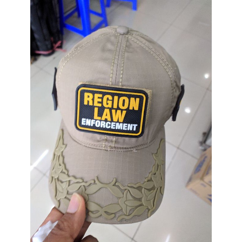 TOPI POLPP HITAM DAN KREM