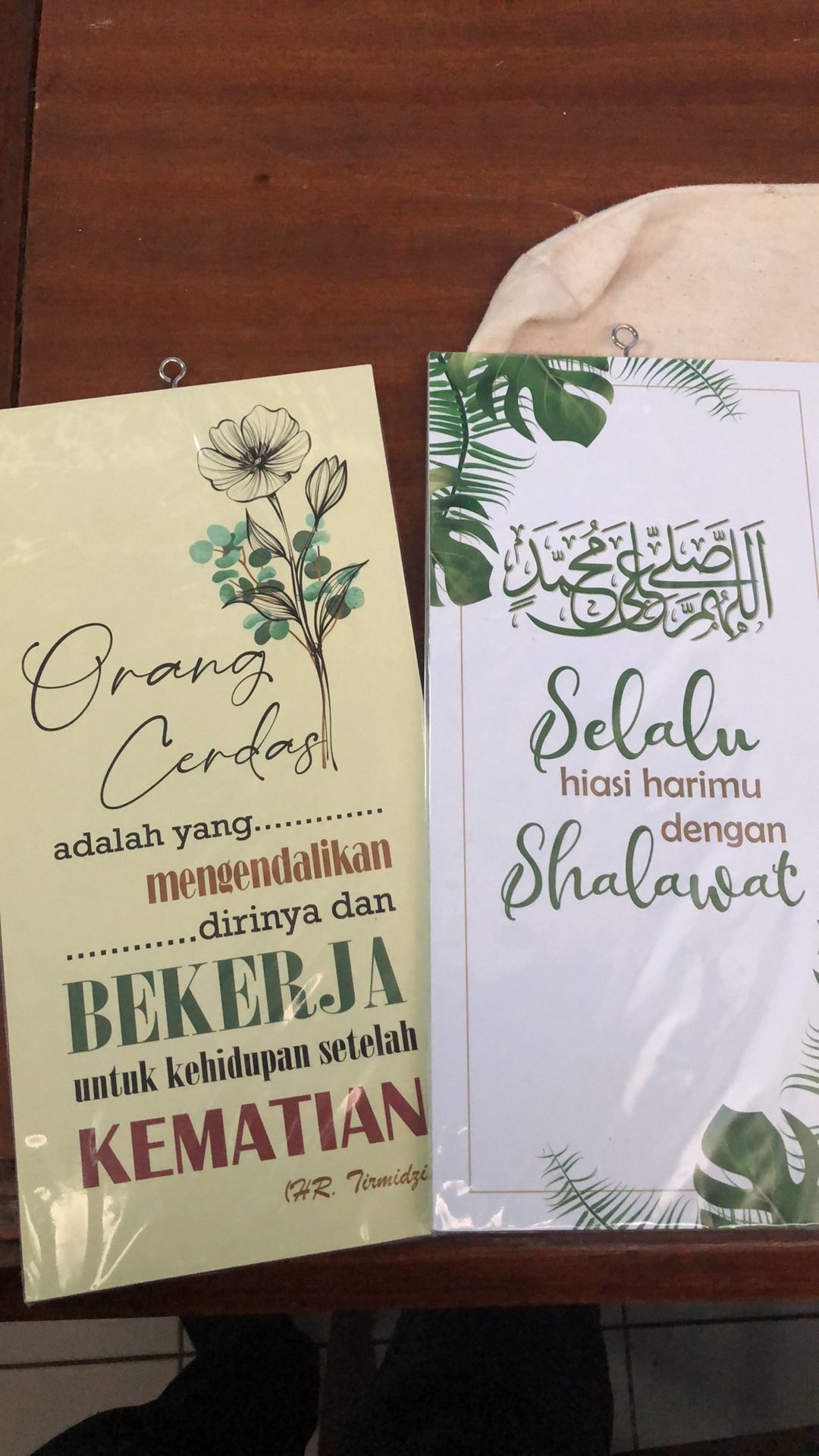 Pajangan Dinding - Quote / Kuote / Kata Bijak / Kata Mutiara / Orang Cerdas