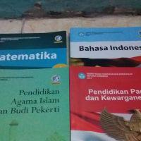 Ppkn Kelas 7 Smp Buku Pendidikan Pancasila Dan Kewarganegaraan Smp Kelas Tujuh Pkn Smp Kelas 1 Rev17 Shopee Indonesia