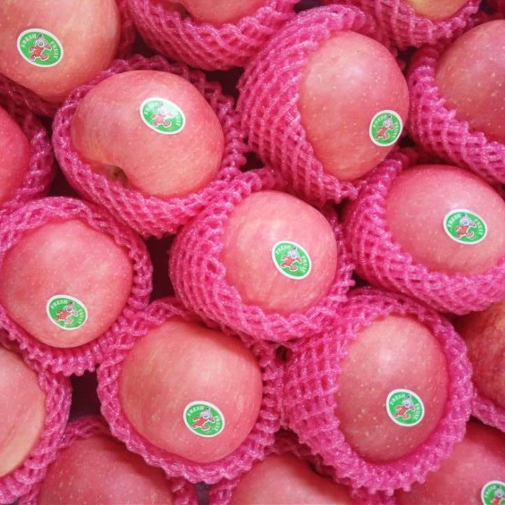 

Buah Apel Fuji Blush
