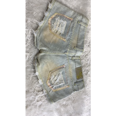 PRELOVED celana pendek jeans