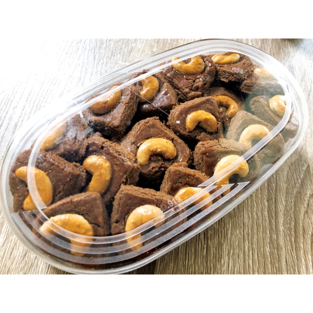 

Cookies Cokelat Mede Kue Kering Lebaran Murah Enak favorit