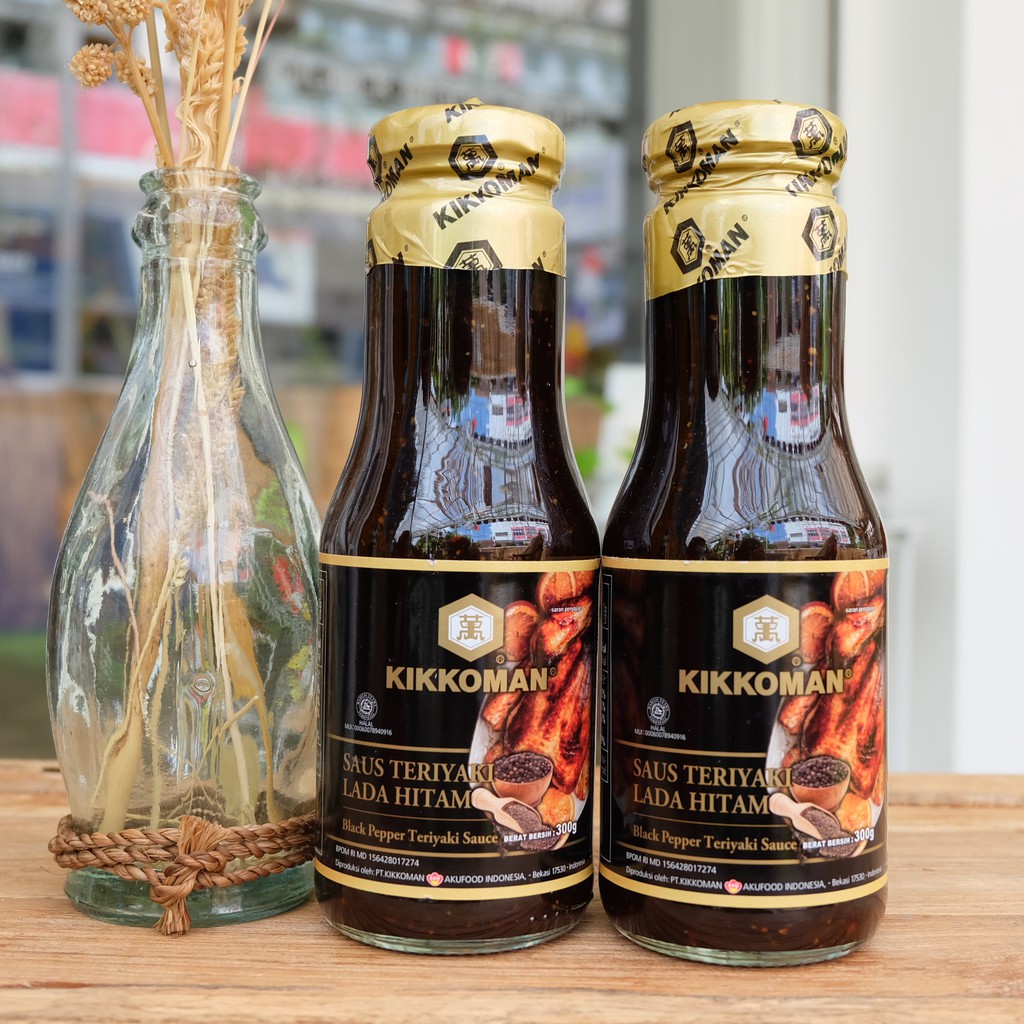 

Kikkoman Blackpepper Teriyaki Sauce 300 gr