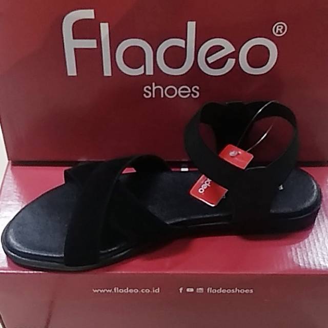 Sandal tali wanita ori fladeo