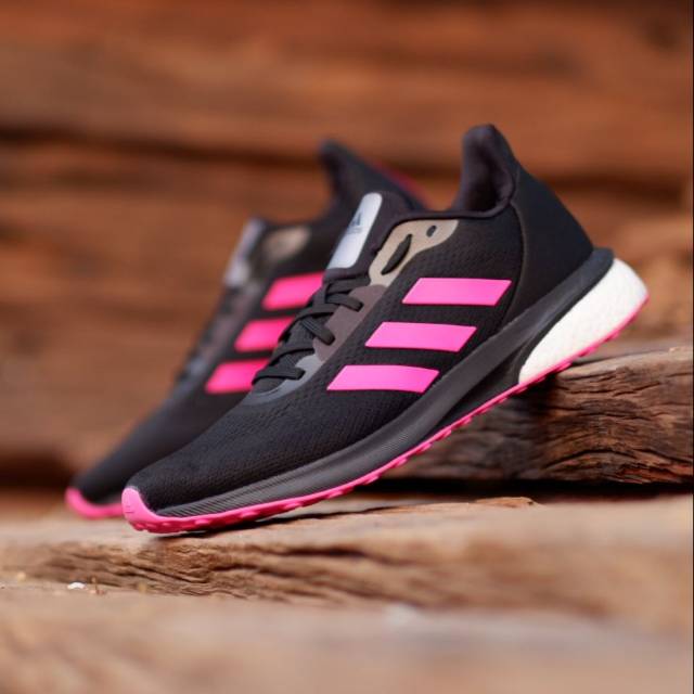 Original BNWB Sepatu Running Adidas Astrarun Black Pink