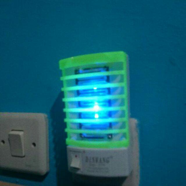 Emy Lampu Nyamuk Led Biru Colok Listrik Electricity Electronic Mosquito