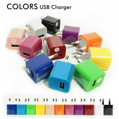 Adafter COLOR USB CHARGER - SQUARE ( 700 mA )  63904