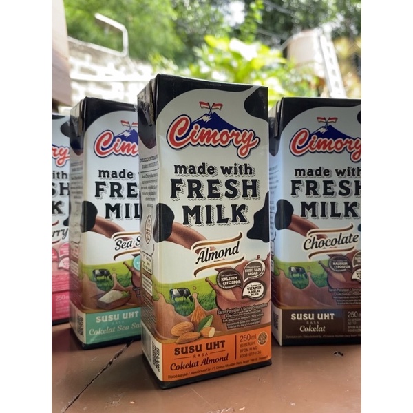 

CIMORY FRESH MILK 250ml (BANYAK RASA)