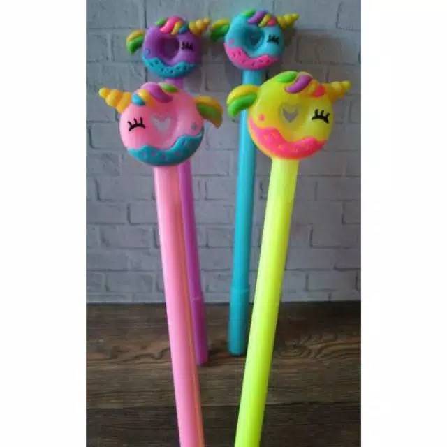 

Pulpen Gel Karakter Fancy Model Poni Bulat