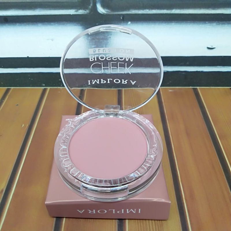 Blush On Implora Cheek Random