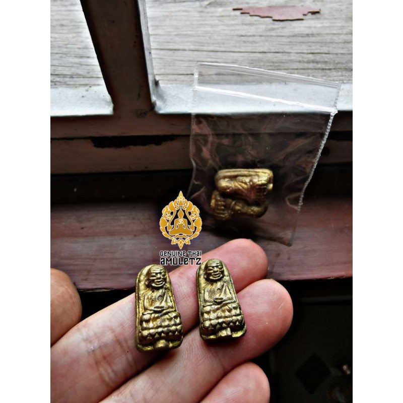 Old Batch Rian Of LP Thuad & Sacred Chinese Yants 2557BE - Ajahn Klang Saeng Wat Khao Gut