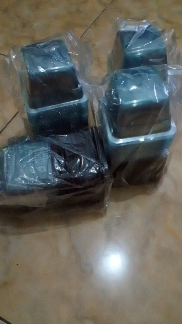 Mika Brownies Mini 8x8x5 Cm [1 Pack 50 Pcs]