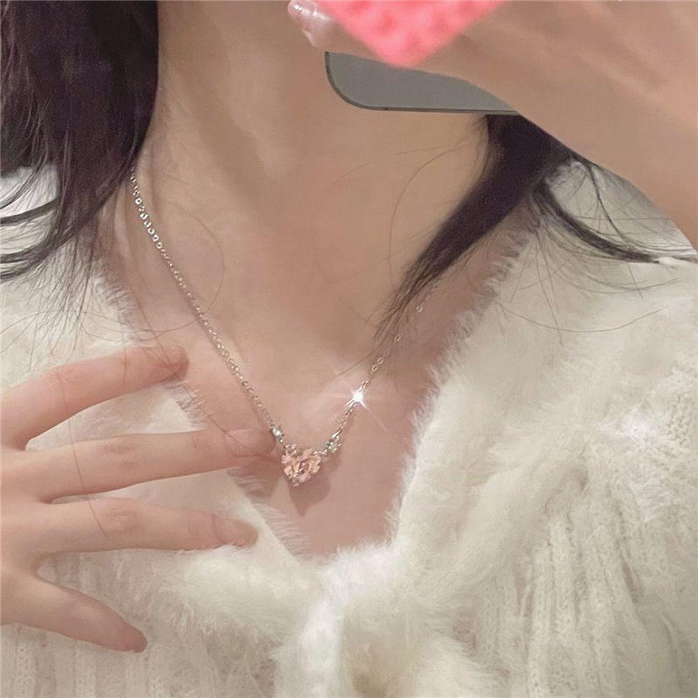 Kalung Liontin Hati Agustina Temperamen INS Cinta Hati Fashion Perhiasan Kalung Leher Gadis Gaya Korea