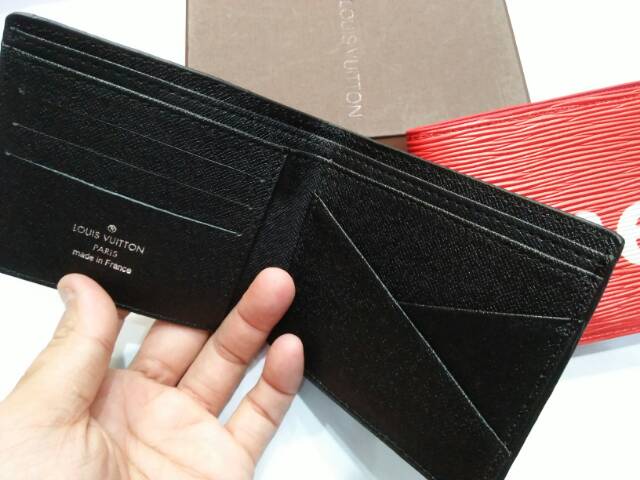 Dompet supreme pendek lipat cowok import