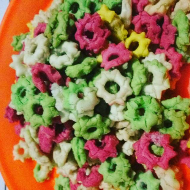 

Makanan ringan snack cemilan kletikan kue sakura 250 gram