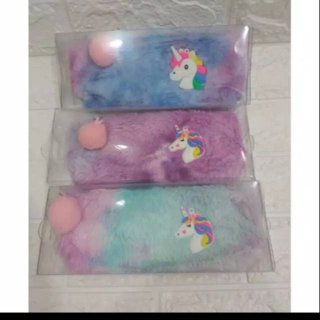 

Tempat Pensil Bulu Unicorn