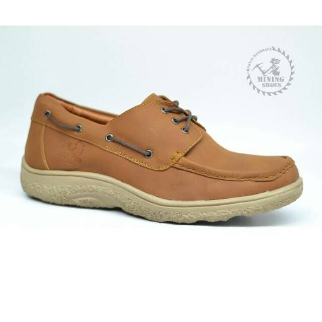 Sepatu pria formal casual kerja