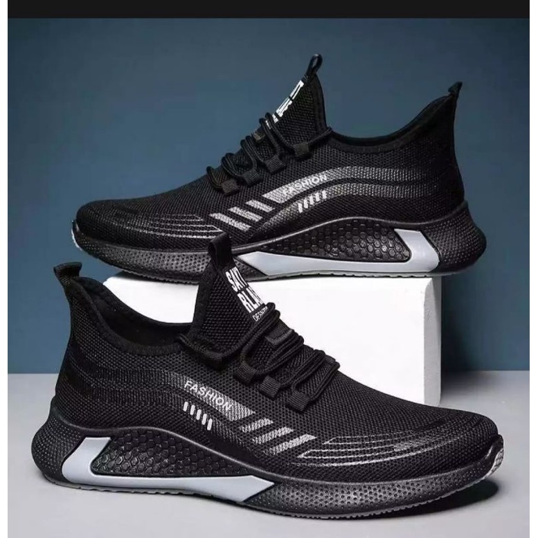 TERBARU SEPATU SNEAKERS PRIA KEREN KEKINIAN 2021/SEPATU TERKECE