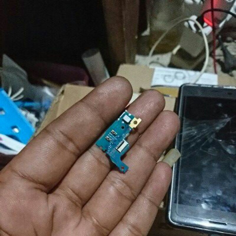 part papan mic dan antena sony xz original