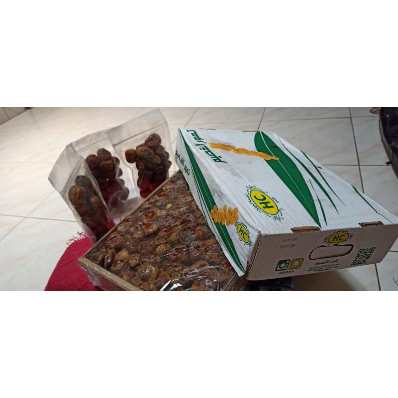 

Kurma Sukari Ukuran 200gr