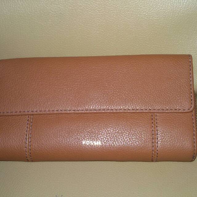 Dompet Fossil Jori Flap Clutch Medium Brown