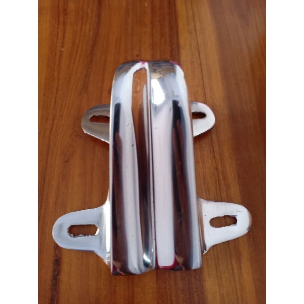 Dudukan Lampu Belakang Pangkon Lampu Belakang CB C70 PANGKON LAMPU BELAKANG CB C70