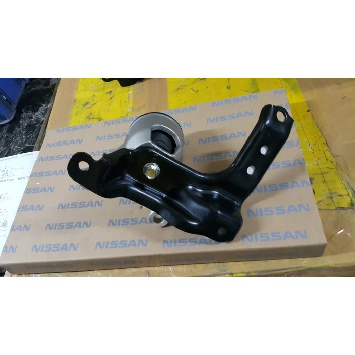 Engine Mounting Kanan Teana J32 Elgrand E52 Murano Z51