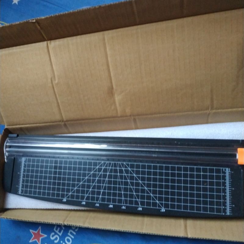 

PAPER CUTTER A3