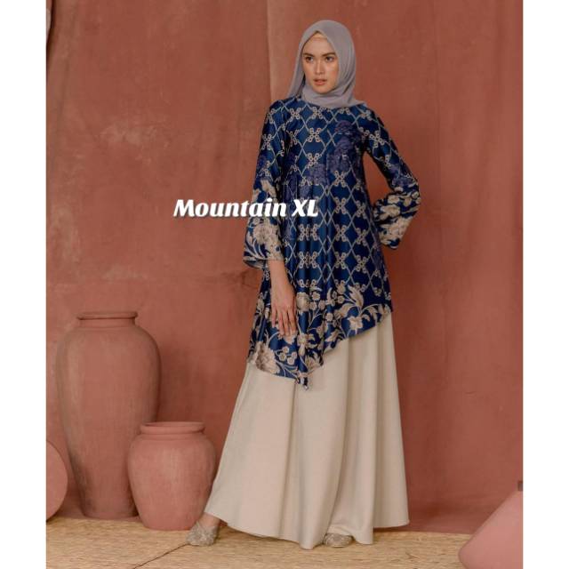 Flores Tunik Wearing Klamby