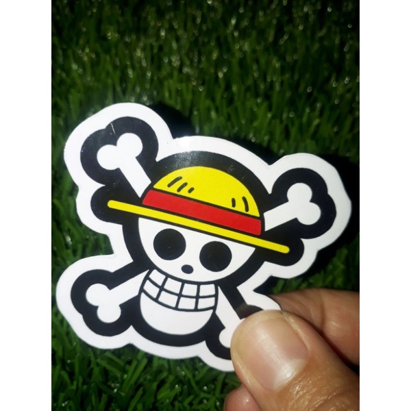 

STIKER ONE PIECE LOGO STRAW HAT PIRATES LUFFY MUGIWARA ANIME MANGA