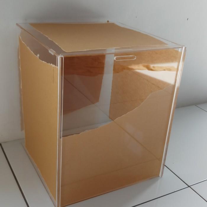 

Paper | Box Acrylic Sliding 35X25X55 Murah Baru